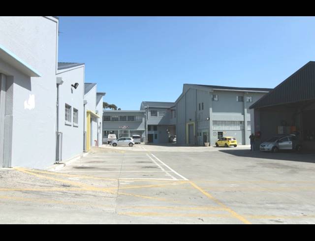 100M² OFFICE RENTED IN MAITLAND